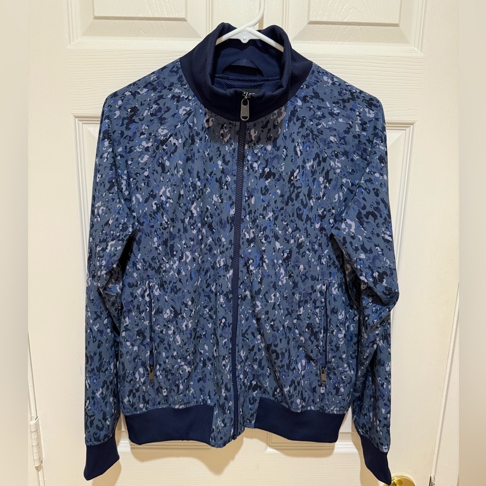 Athleta Women’s Blue Patterned Jacket - image 2